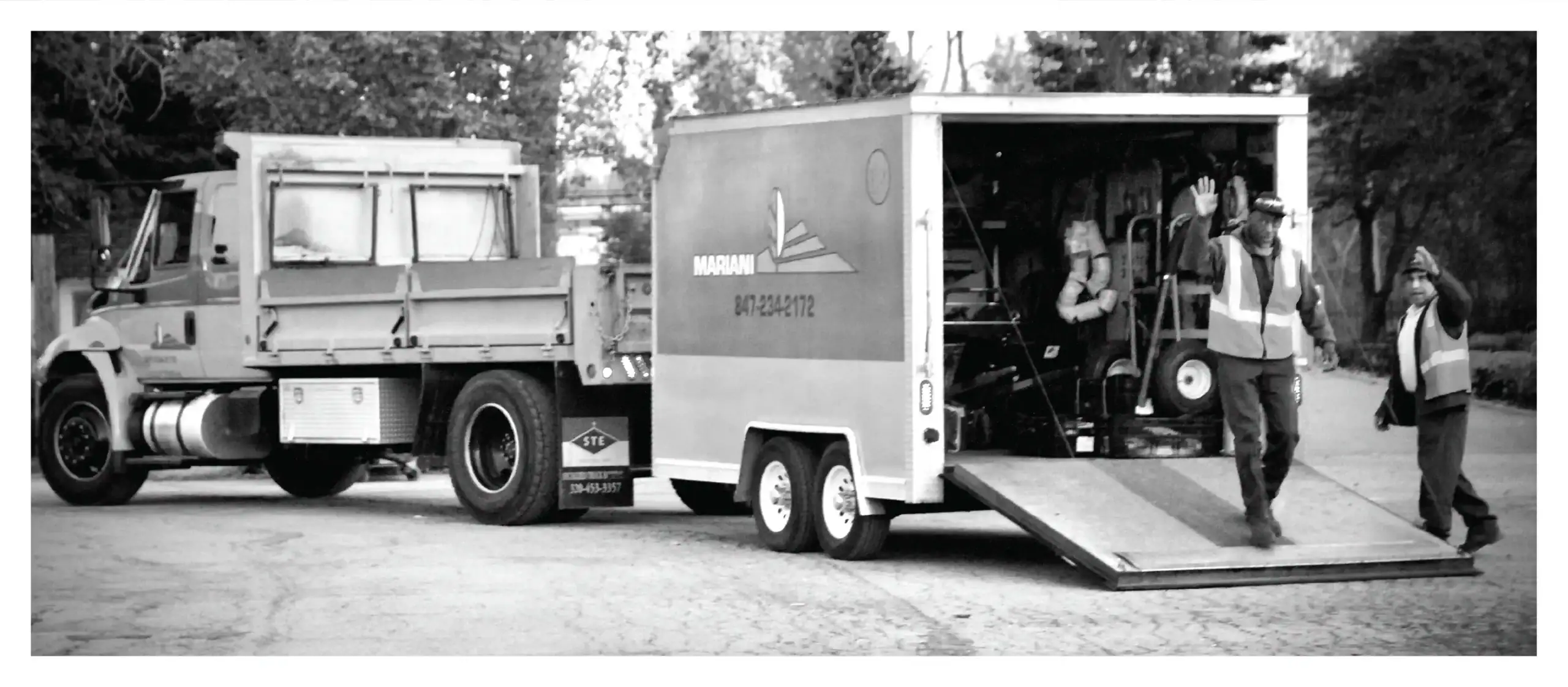 Mariani delivery truck unloading equipment